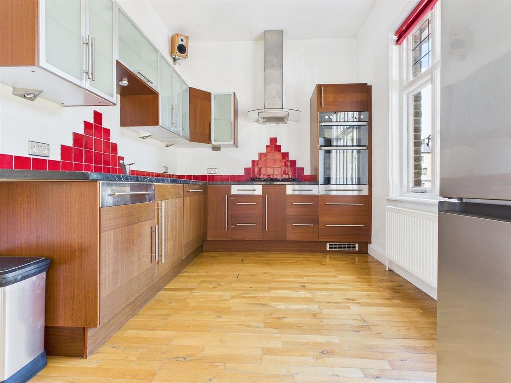 Property photo 2 of 12 Kitchen.Jpg