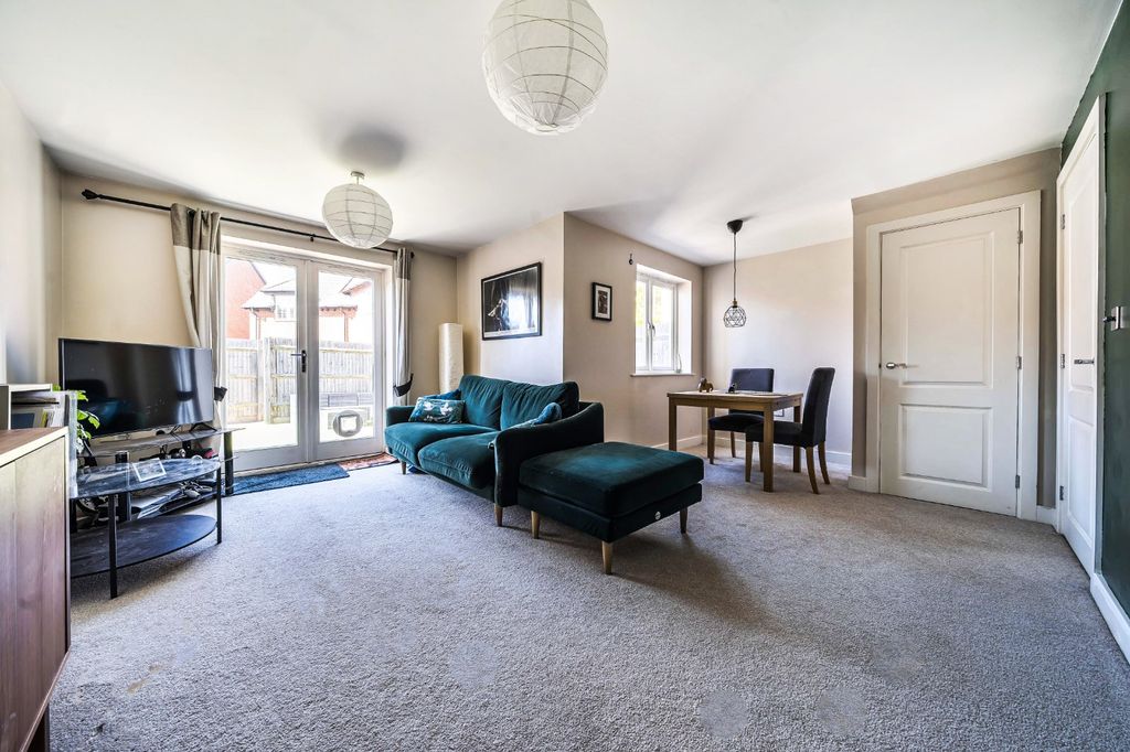 Property photo 2 of 11 Picture No. 05