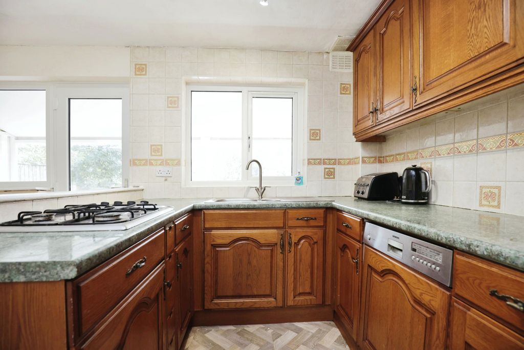 Property photo 2 of 15 Kitchen