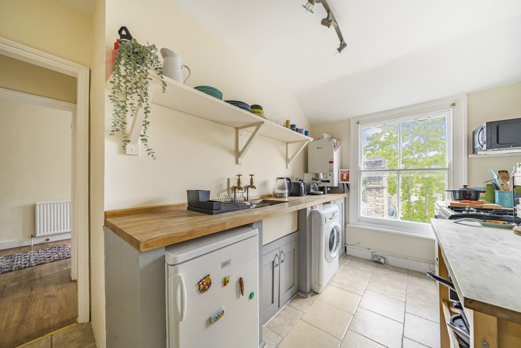 Property photo 2 of 7 1163842 (4)
