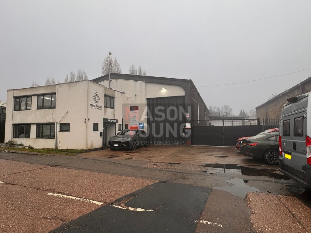 Property photo 1 of 12