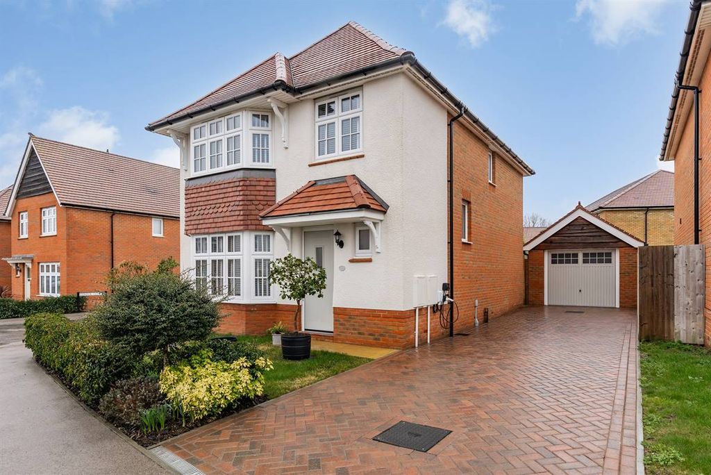 Property photo 1 of 25