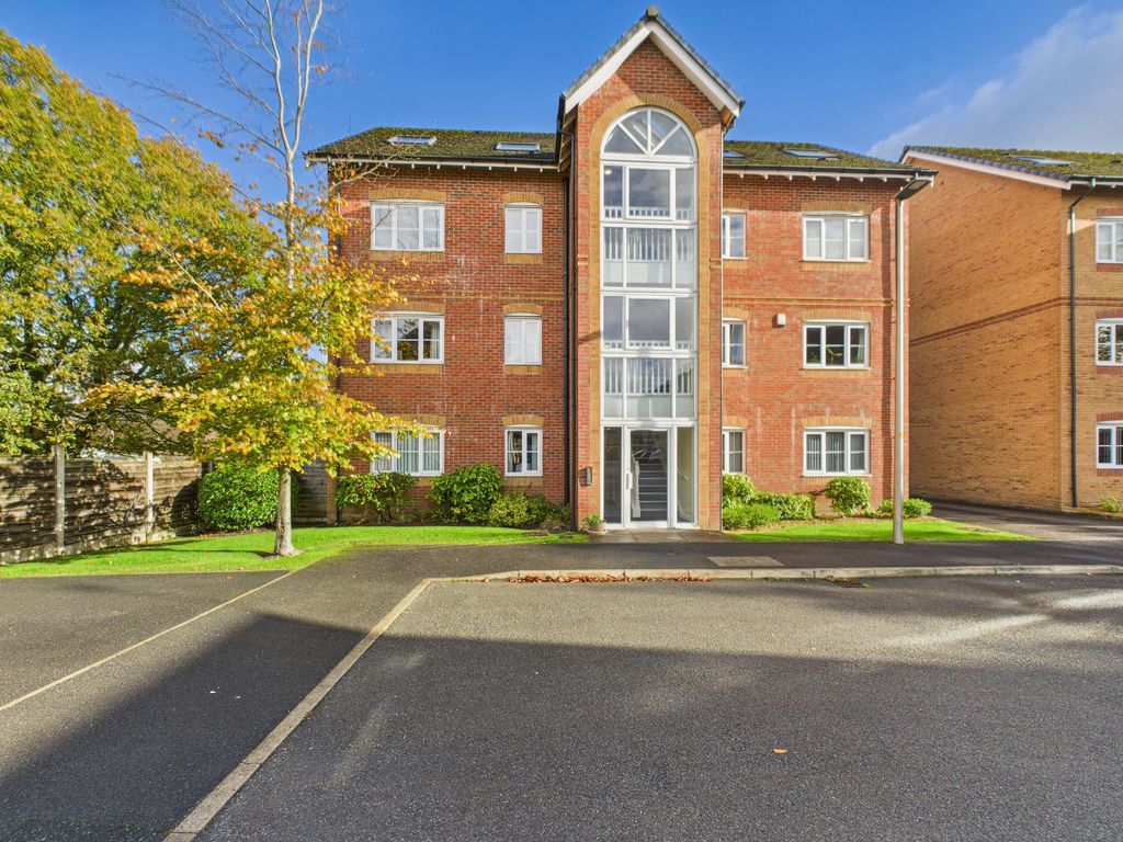 Property photo 1 of 17