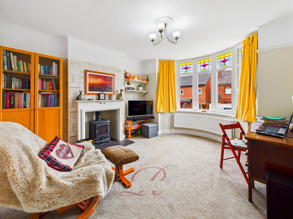 Property photo 3 of 25 Cam03999G0-Pr0171-Still011.Jpg