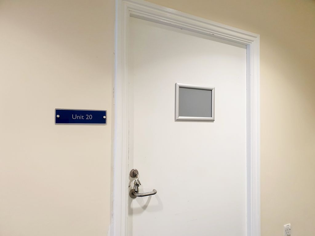 Property photo 2 of 19 Unit 20 Door