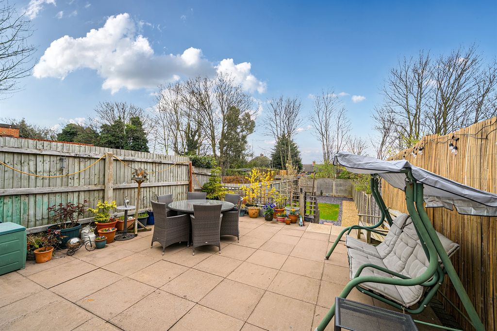 Property photo 3 of 18