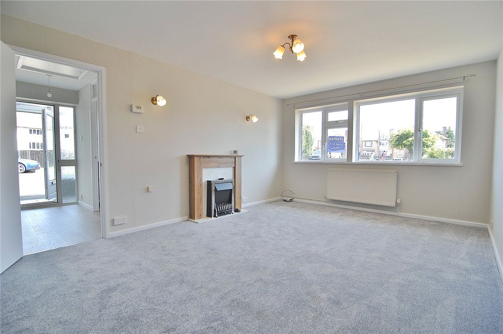Property photo 3 of 12 Picture No. 12