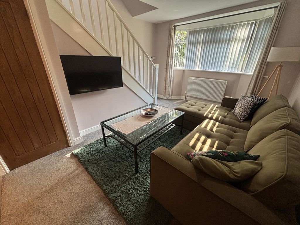 Property photo 3 of 11 Image