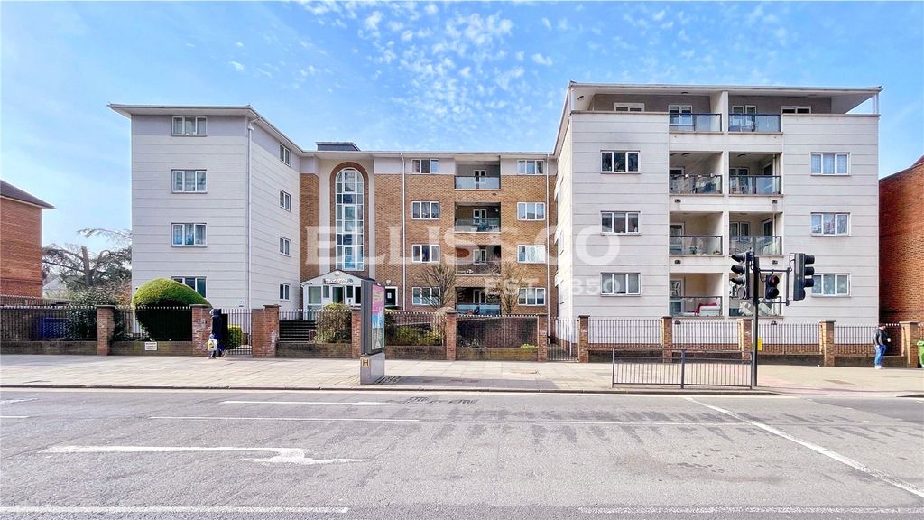 Property photo 1 of 11 Picture No. 22