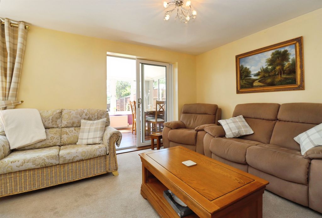 Property photo 2 of 20