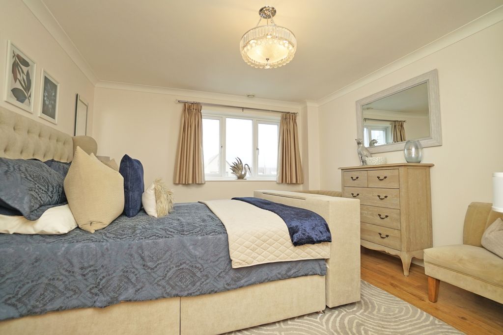 Additional image 13 of 5 bed terraced house for saleSennen Place, Port Solent, Portsmouth PO6