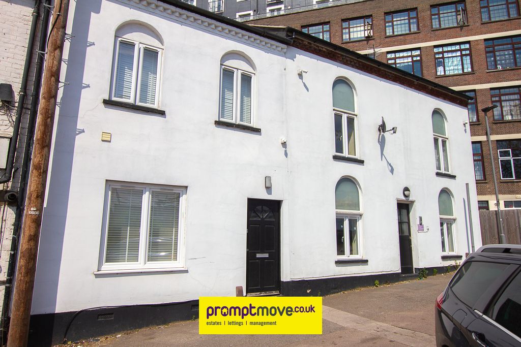 Property photo 1 of 4 Na