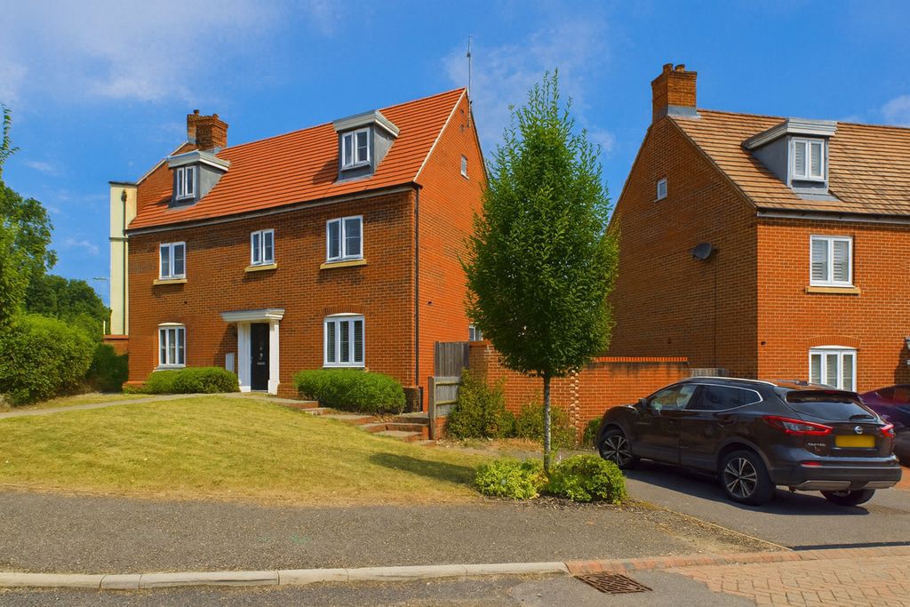 Property photo 1 of 23