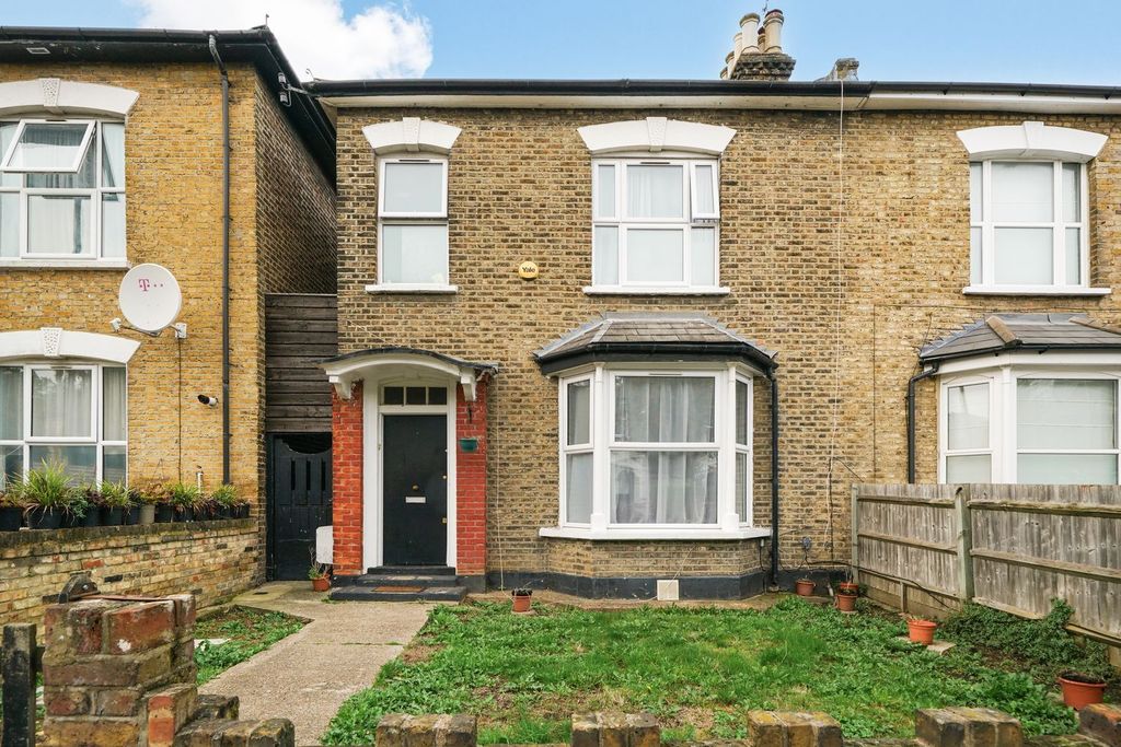 Property photo 1 of 13