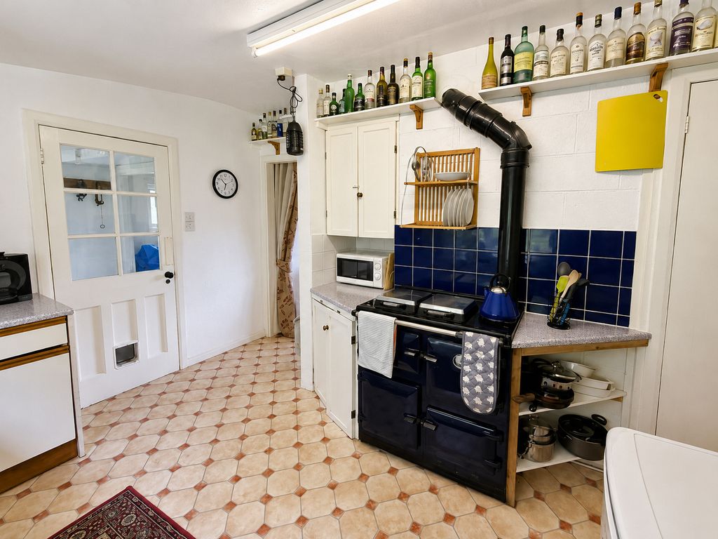 Property photo 3 of 26
