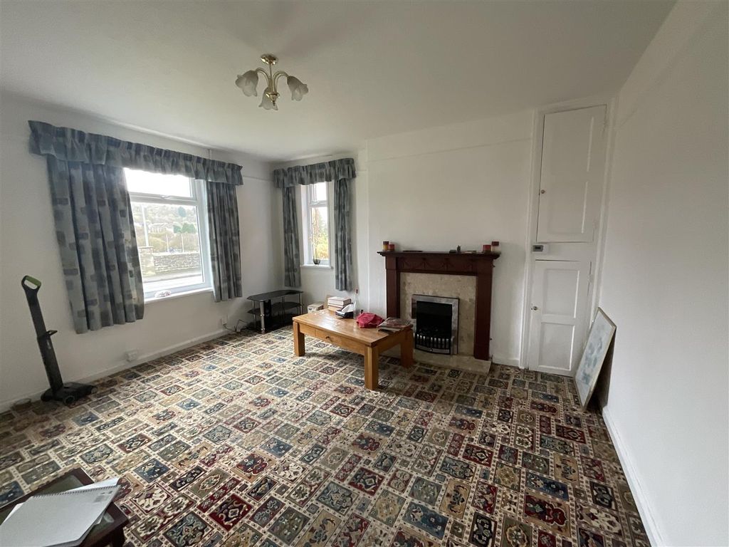 Property photo 2 of 16 Img_2030.Jpg