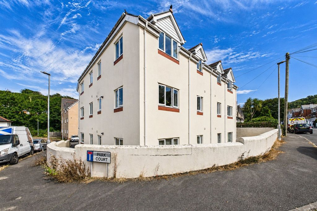 Property photo 1 of 10 Picture No. 15