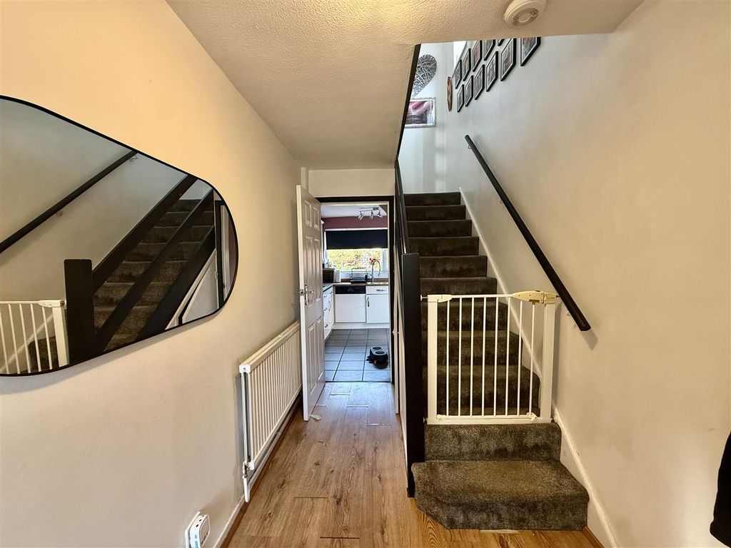Property photo 2 of 18 2
