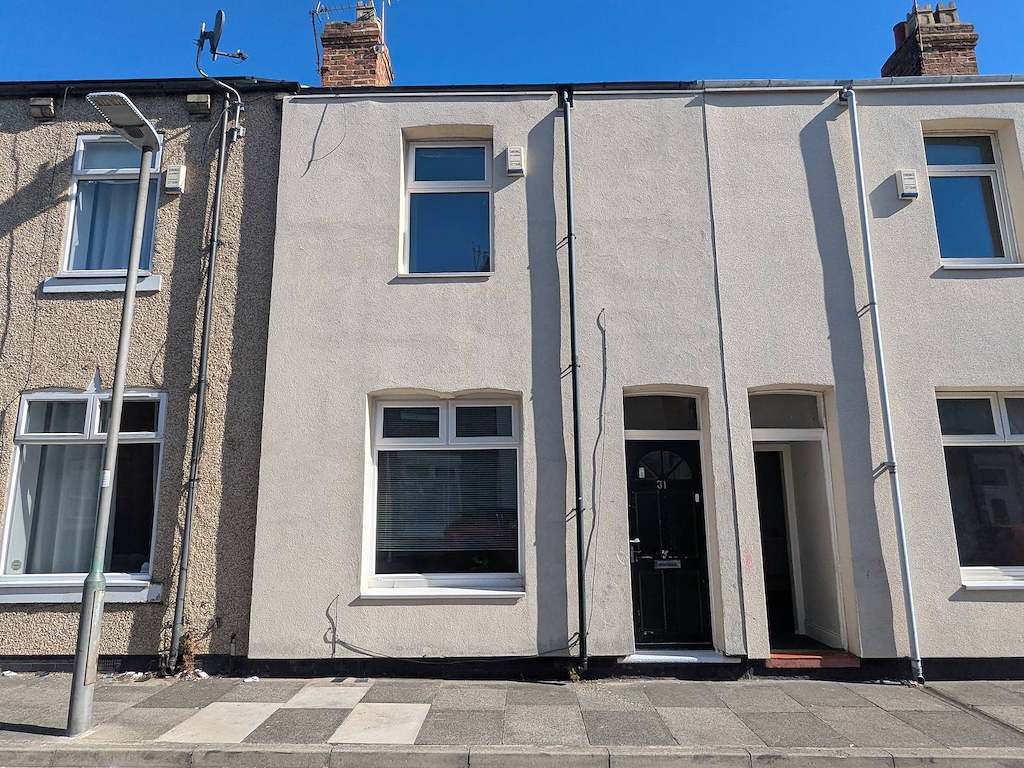 Property photo 1 of 11
