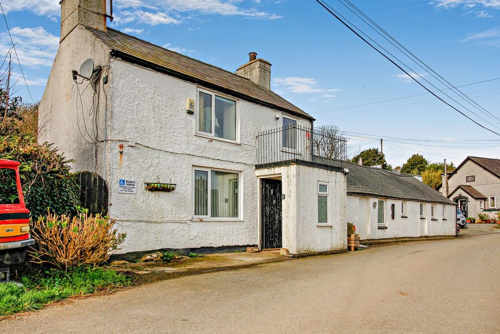 Property photo 1 of 34