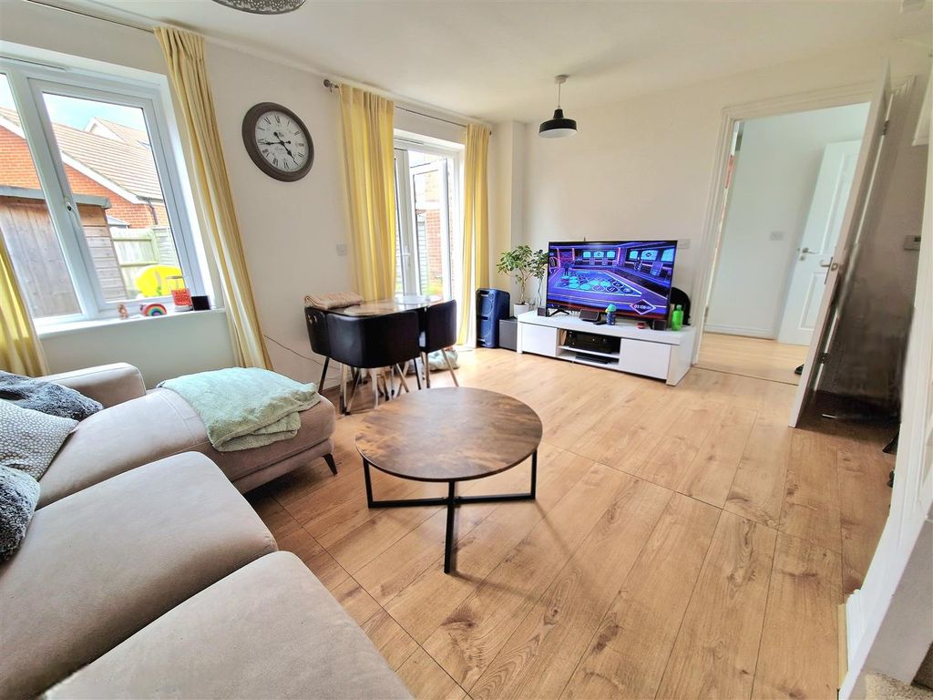 Property photo 2 of 14