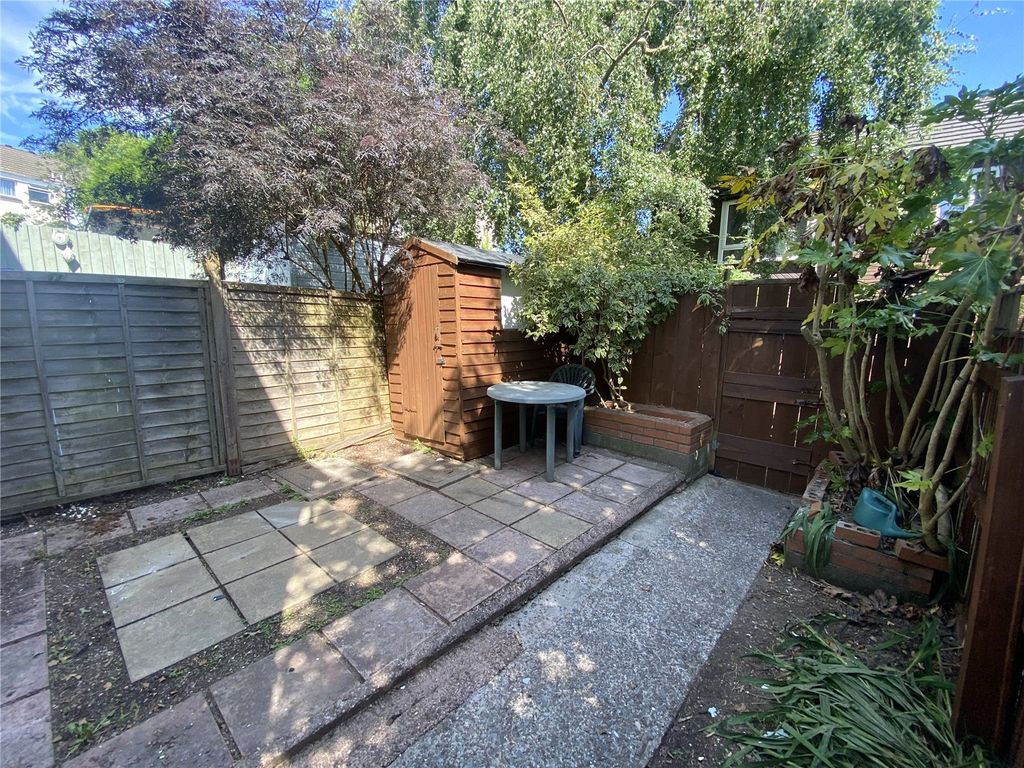 Property photo 2 of 15 Picture No. 22