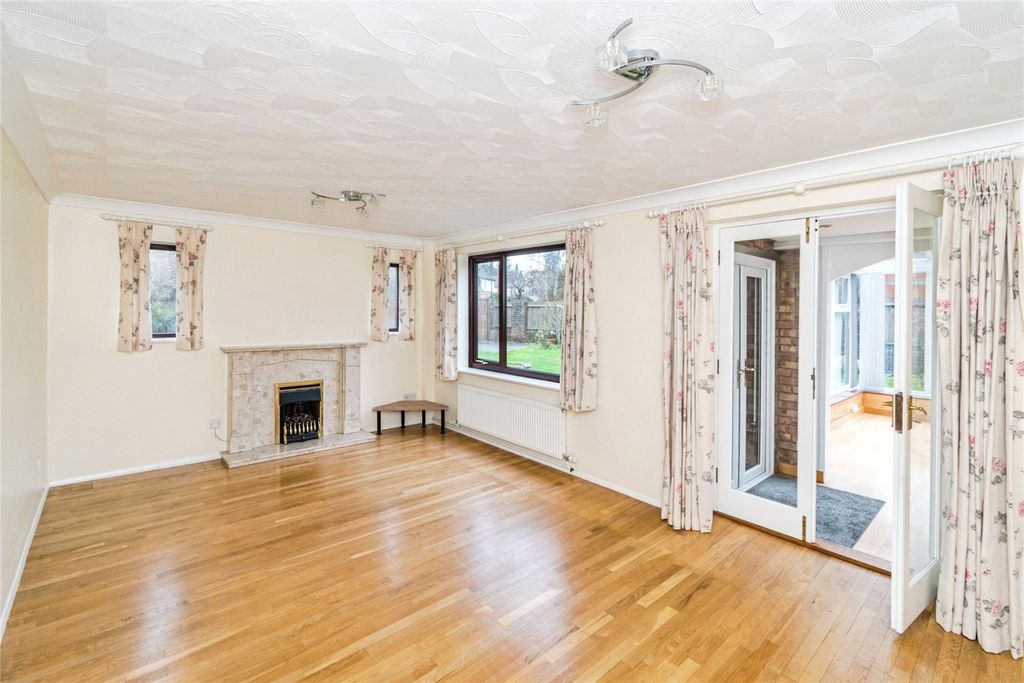 Property photo 2 of 17 Picture No. 34