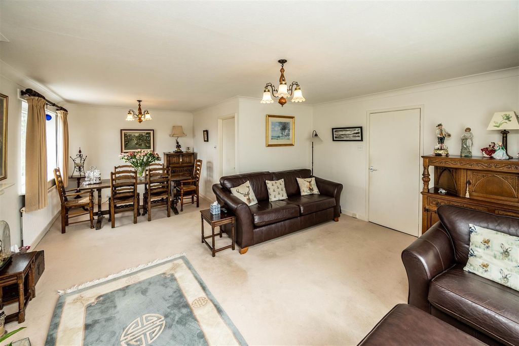 Additional image 5 of 3 bed detached bungalow for saleVine Close, Clifton, Brighouse HD6