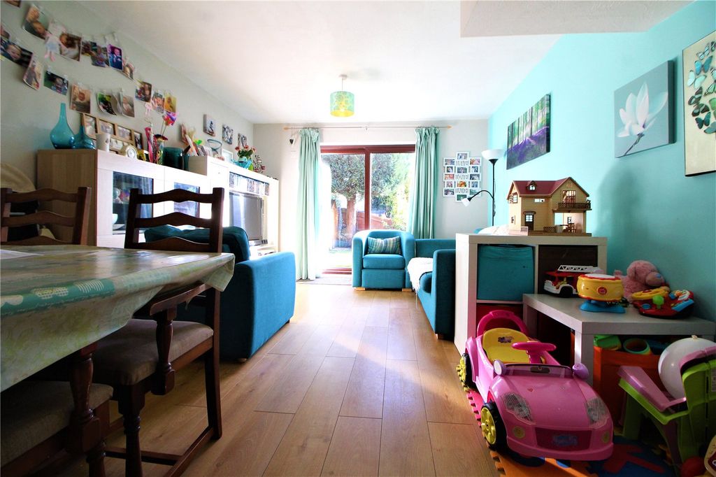 Property photo 2 of 7 2