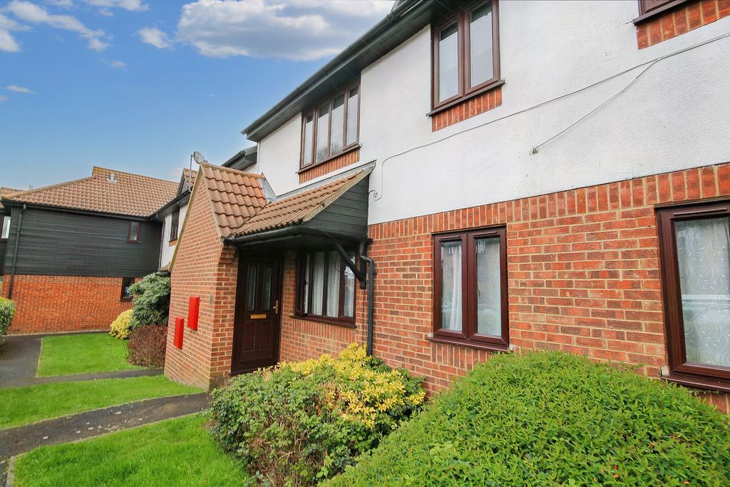 Property photo 1 of 12