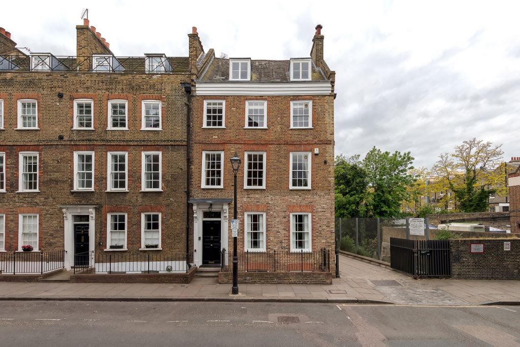 Property photo 1 of 17 094A5714-Edit