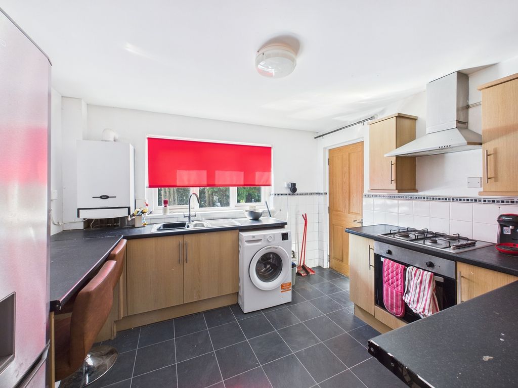 Additional image 15 of 2 bed flat for saleClos Hendre, Rhiwbina, Cardiff. CF14