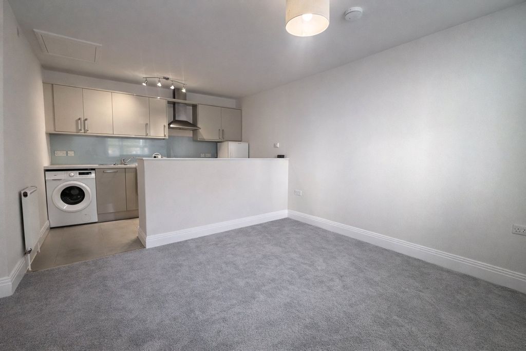 Property photo 2 of 5 Picture No. 06