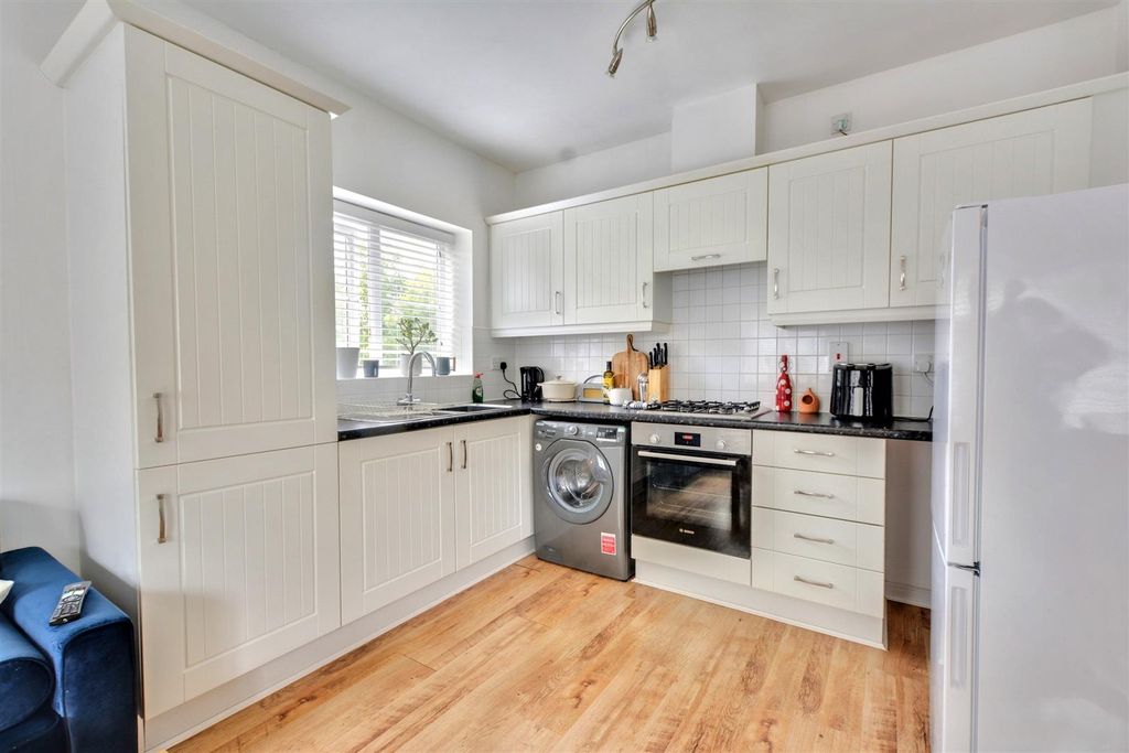 Property photo 2 of 12 Kitchen_1.Jpeg