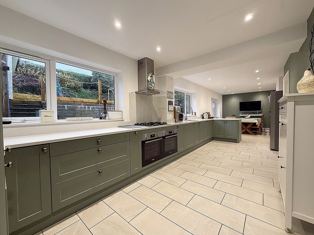 Property photo 3 of 34 Kitchen-Diner