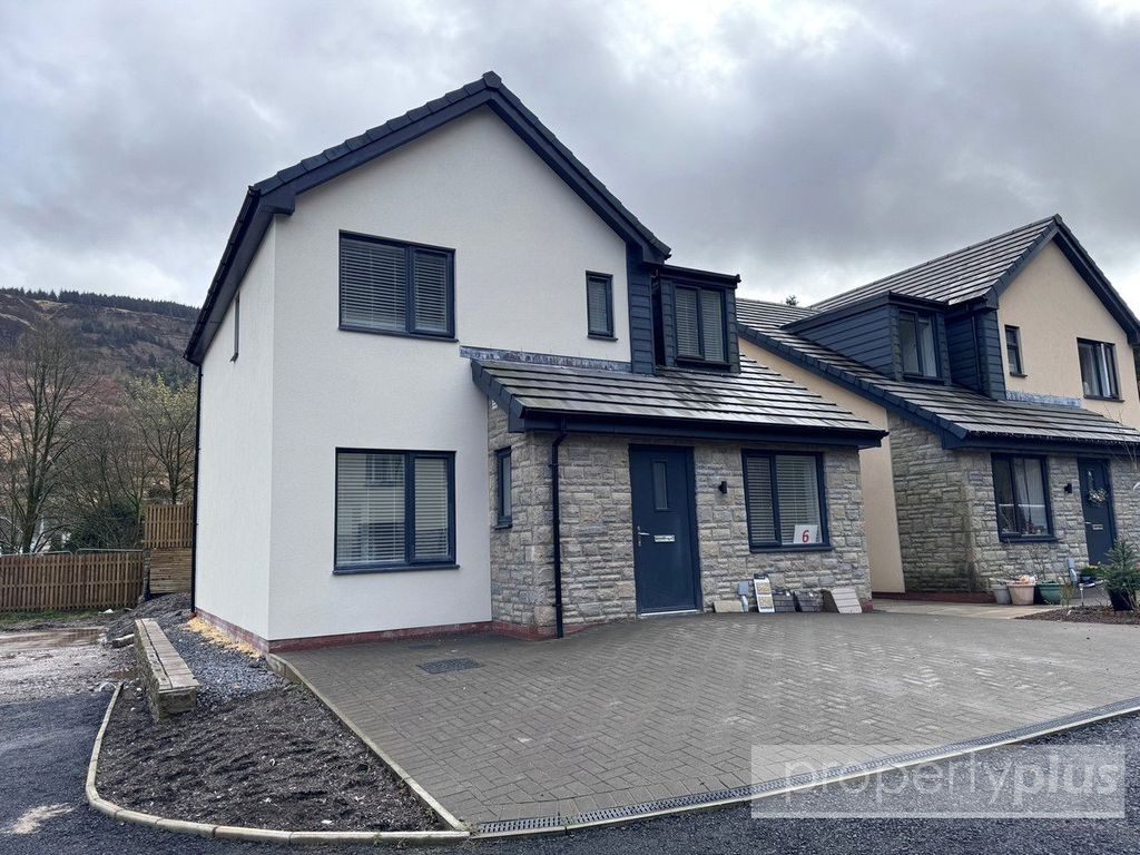 Property photo 1 of 34 Picture No. 35