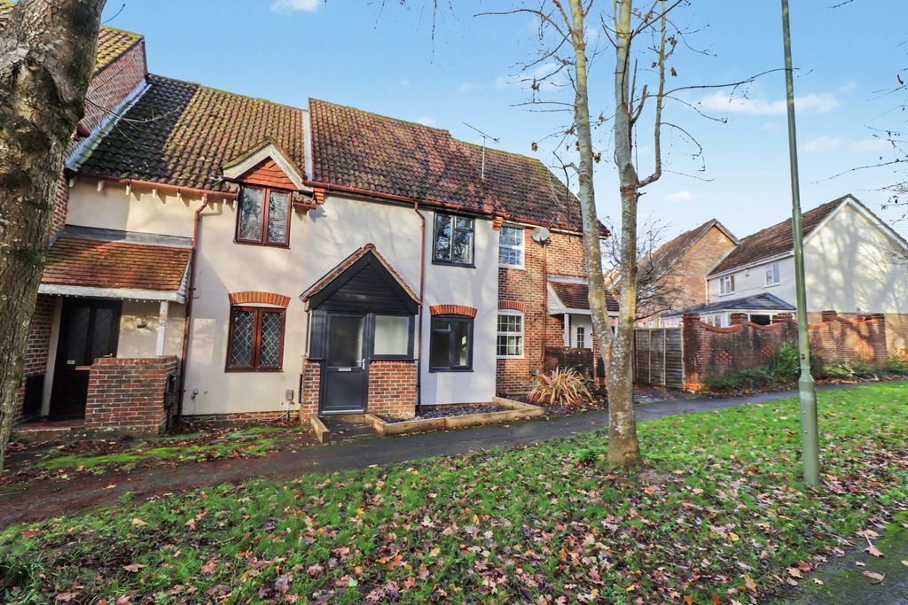 Property photo 1 of 9