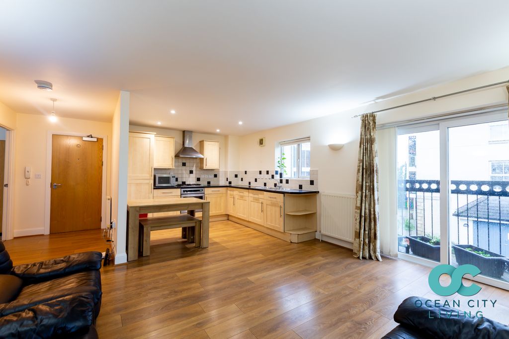 Property photo 3 of 12 Living Room