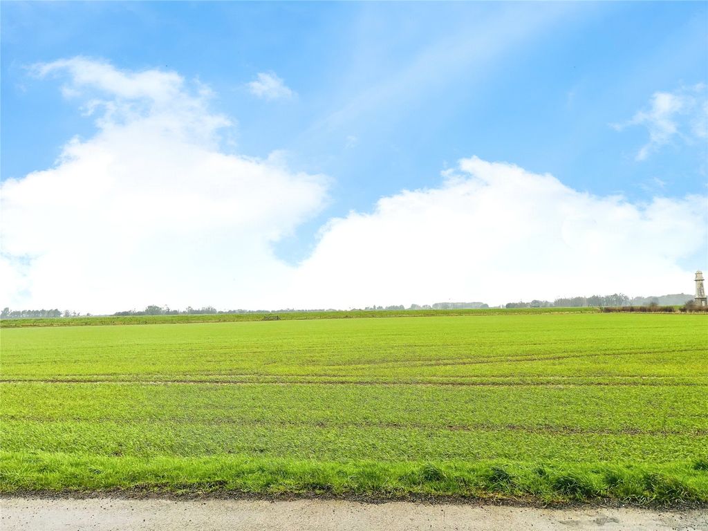 Property photo 2 of 11 Open Views To Front