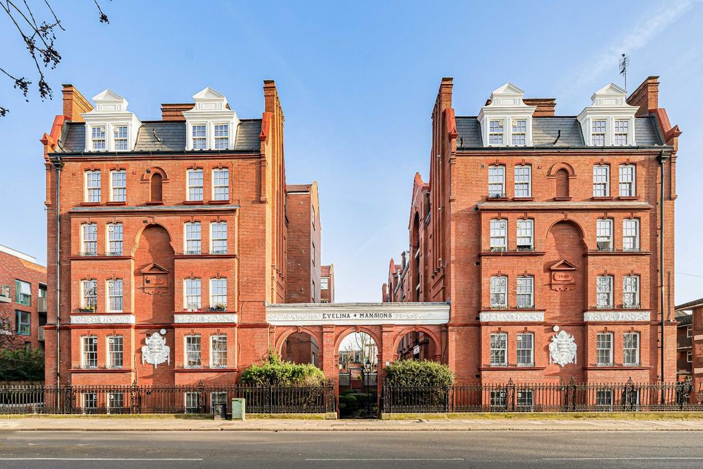 Property photo 1 of 14 2_74592.Jpg