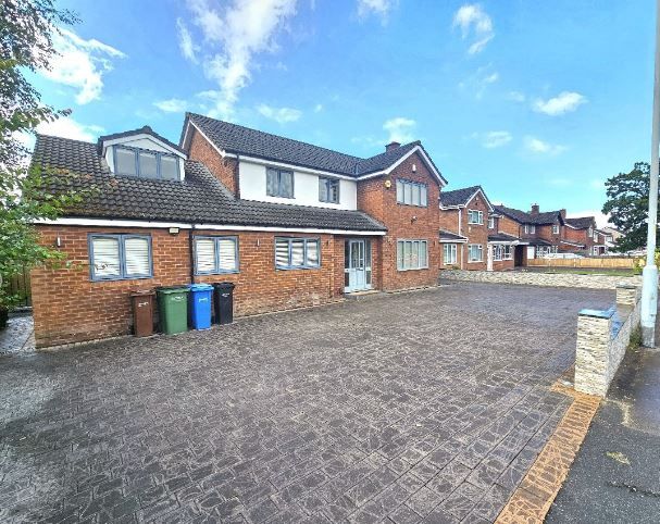 Property photo 1 of 14