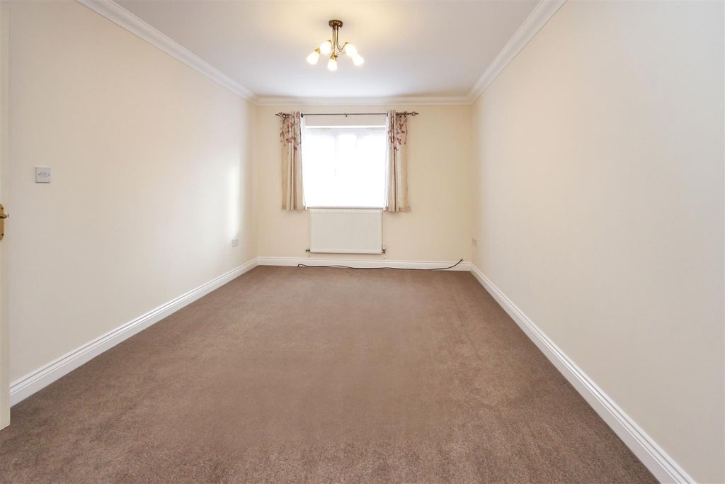 Property photo 3 of 9 Img_8854.Jpg