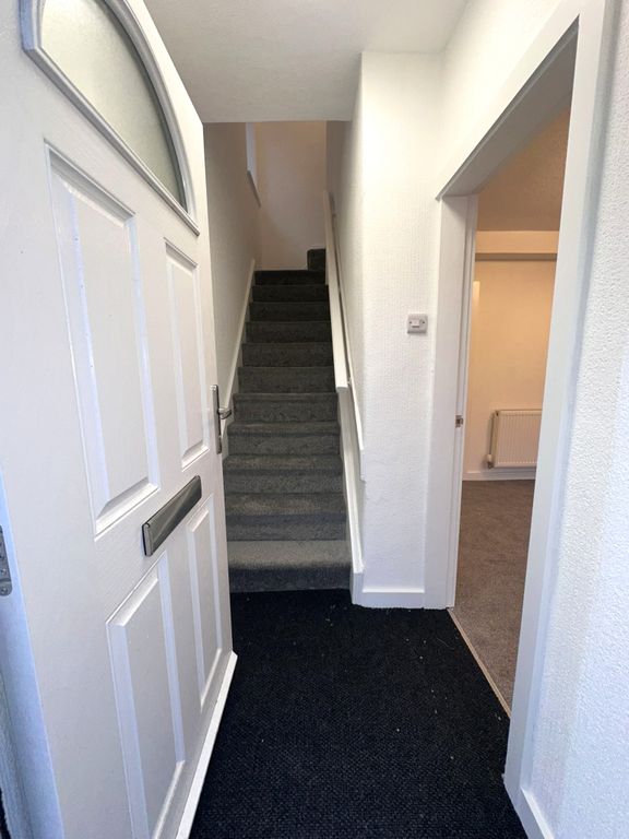 Property photo 2 of 30