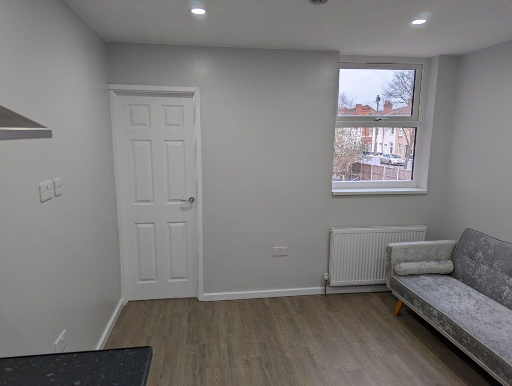 Property photo 2 of 8