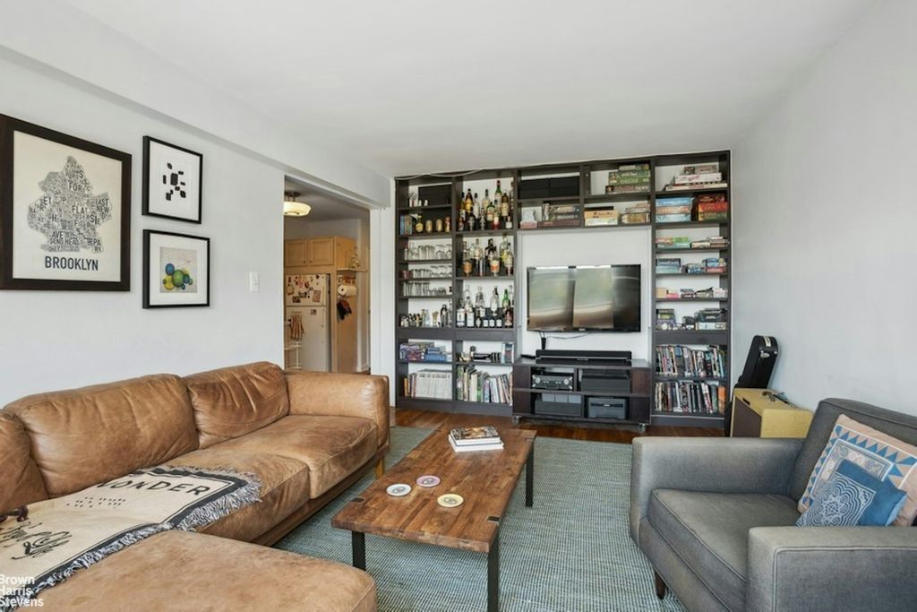 Property photo 3 of 10 <Alttext/>