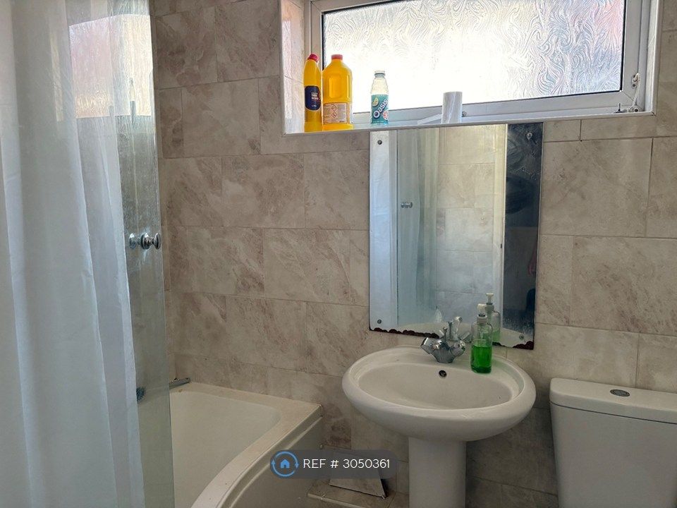 Property photo 2 of 2