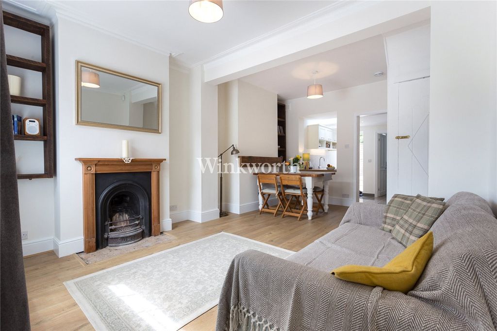 Property photo 2 of 14 Picture No. 07