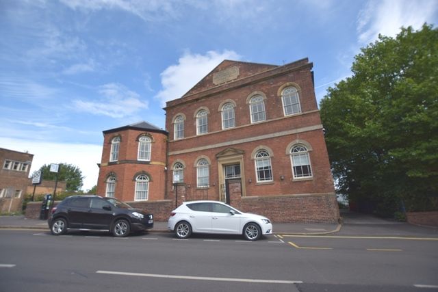 Property photo 1 of 9