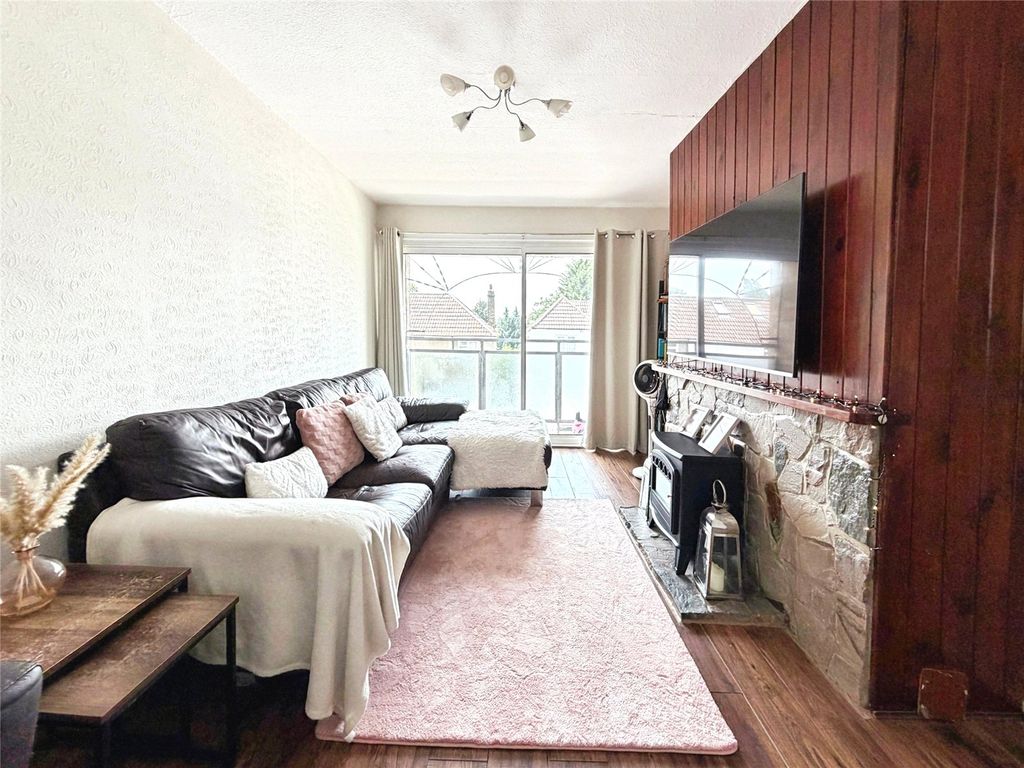 Property photo 2 of 14 Living Room