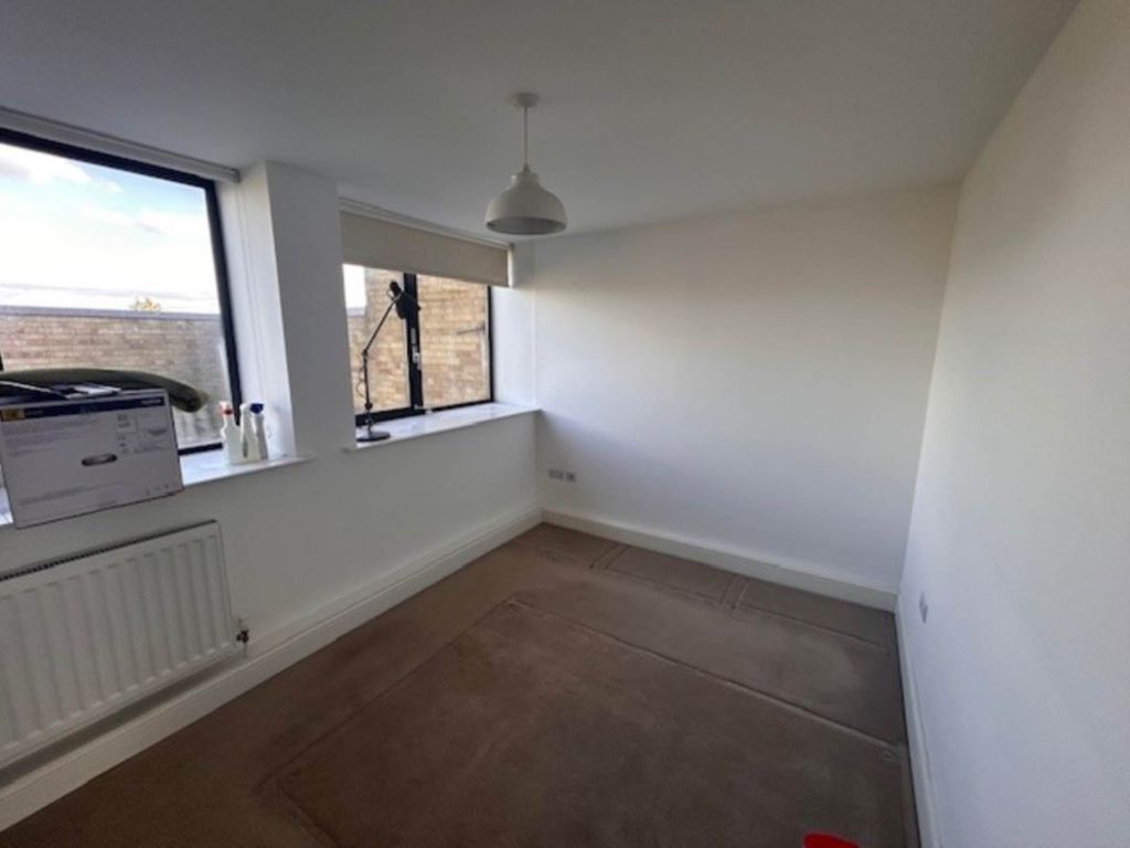 Property photo 3 of 3